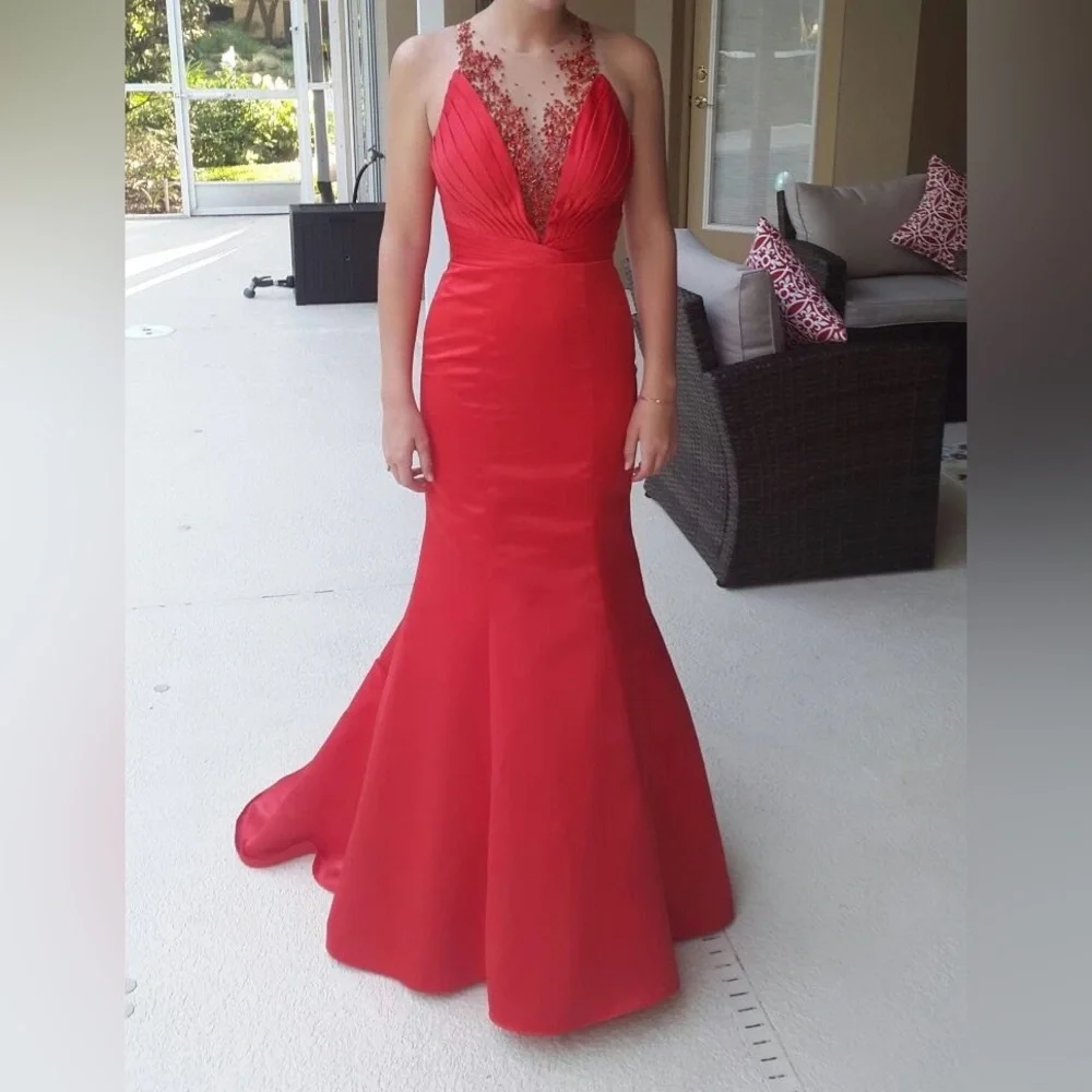 Prom/Pageant Dress - Picture 4 of 9